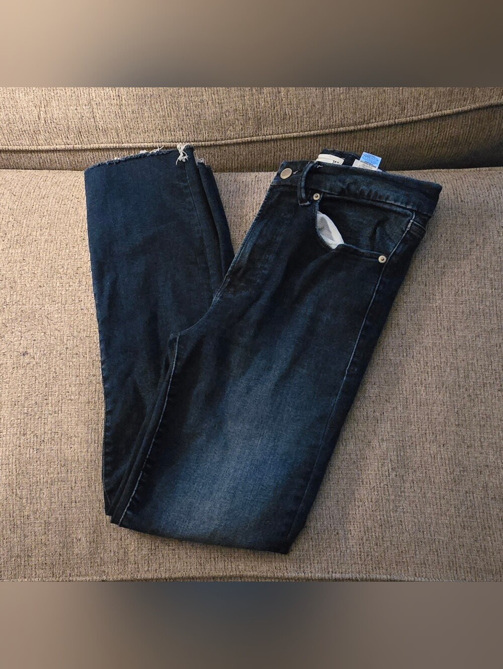 Good American Always Fits Good Classic Slim Jeans Size 6-12